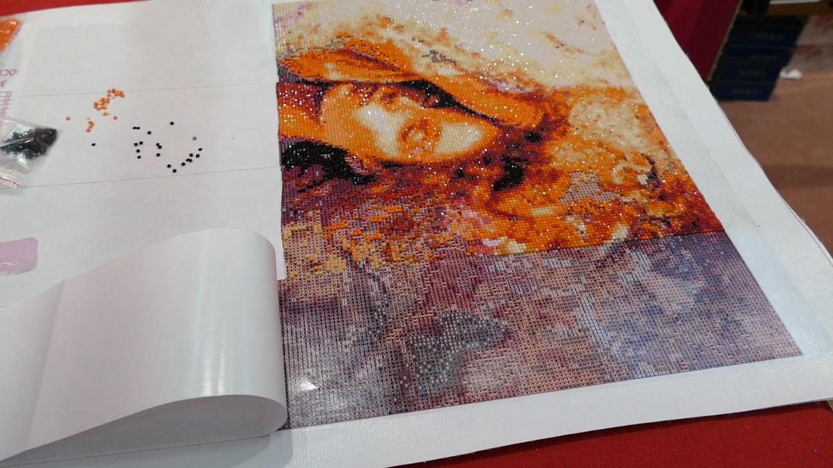 Técnica de punto de cruz diamante paso 1