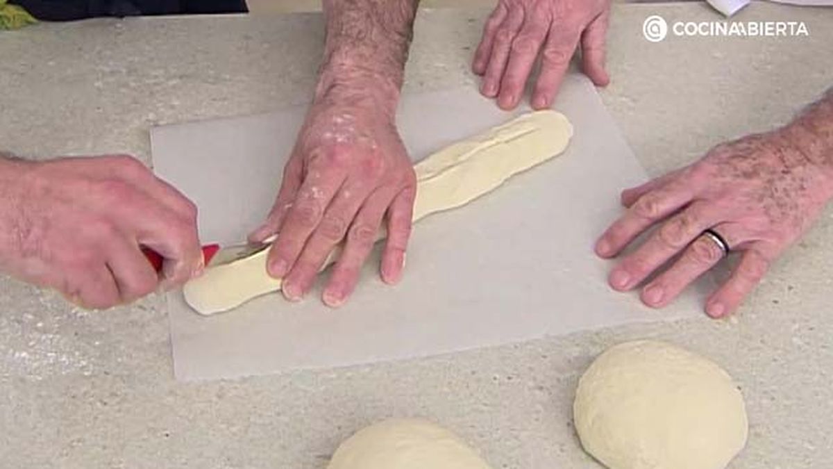 Pan sopako (zopako) o pan para sopa paso 5