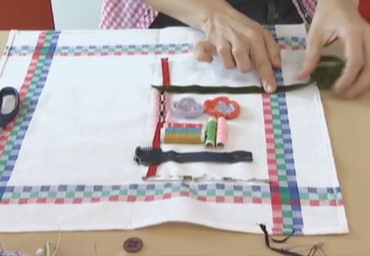 Hacer cuadros con elementos de costura paso 2