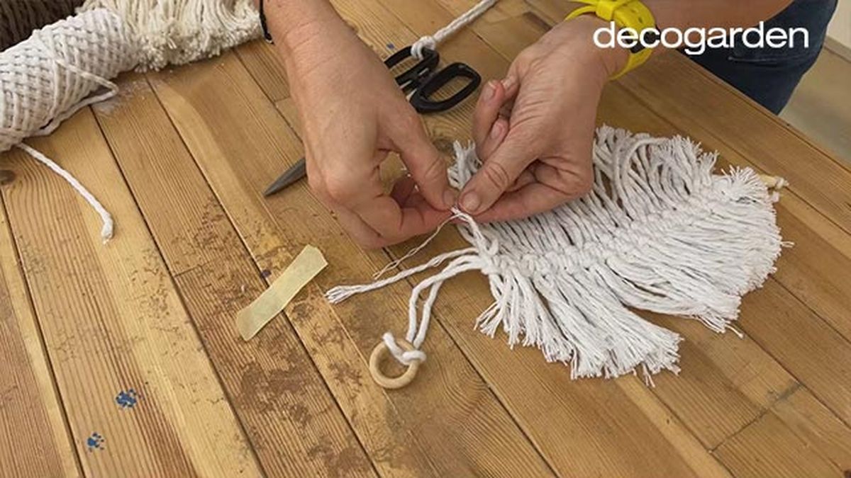 como hacer hojas de macrame paso 9