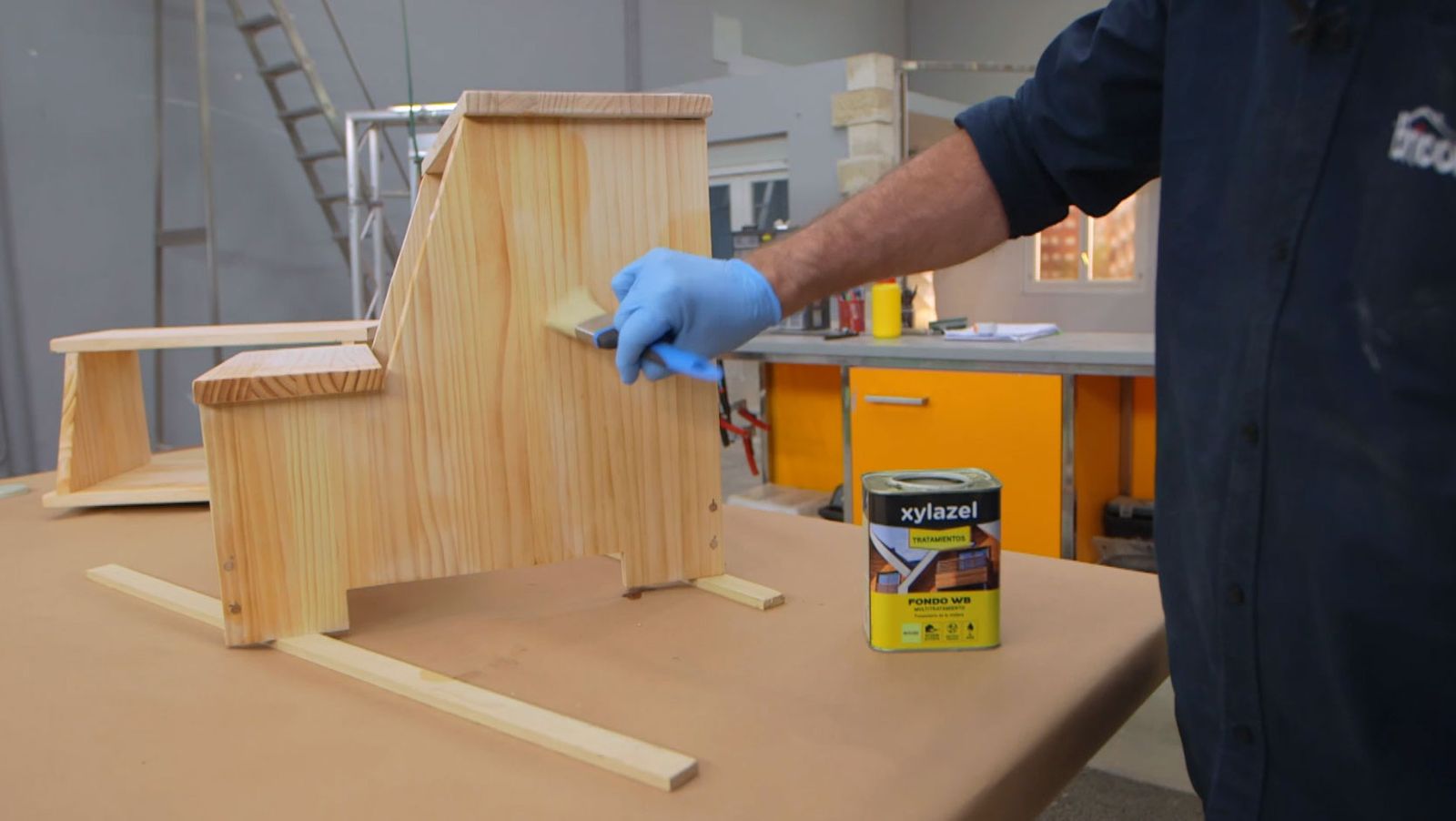 Hacer una silla escalera de madera paso 7