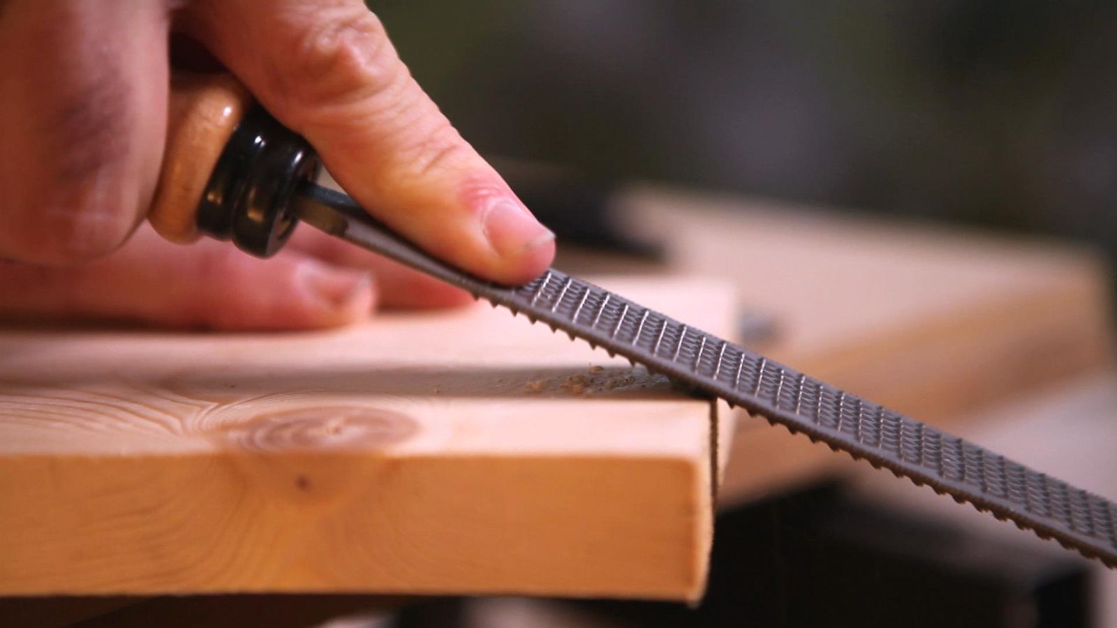 Escofinas para perfilar madera paso 2