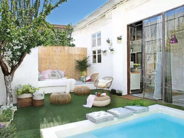 Jardines con césped artificial ventajas y factores para elegir el modelo adecuado 6