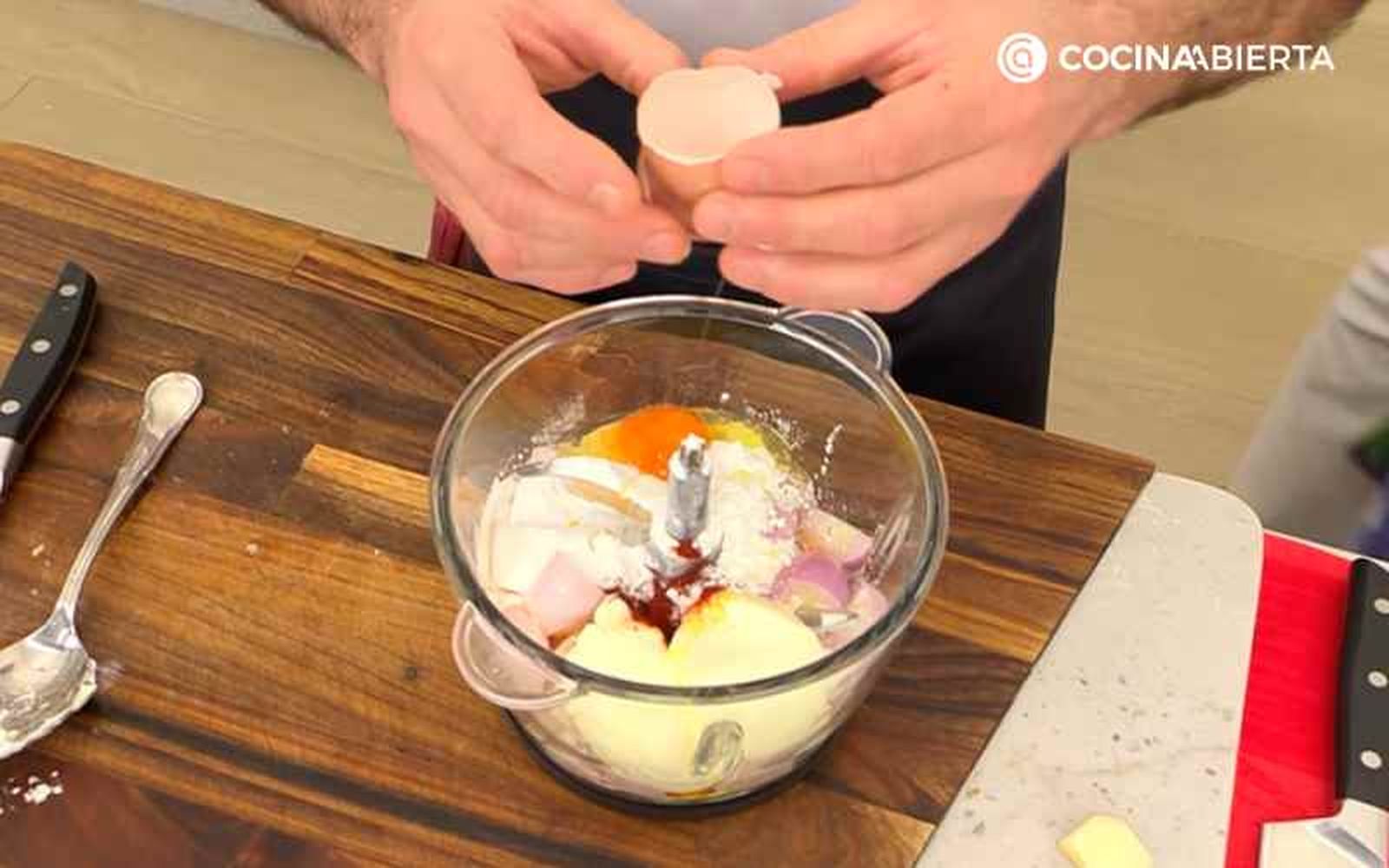 Tritura los ingredientes