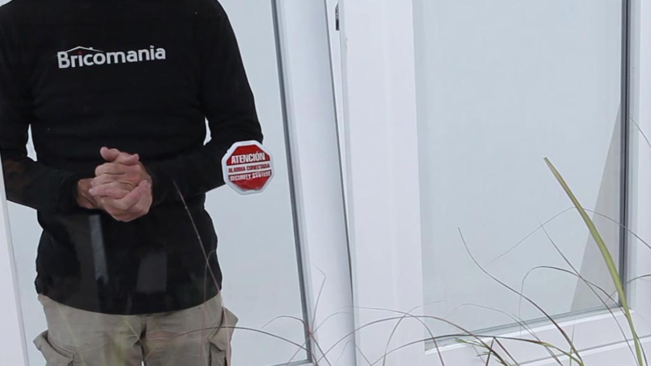 Como colocar una alarma antirrobo para cristal