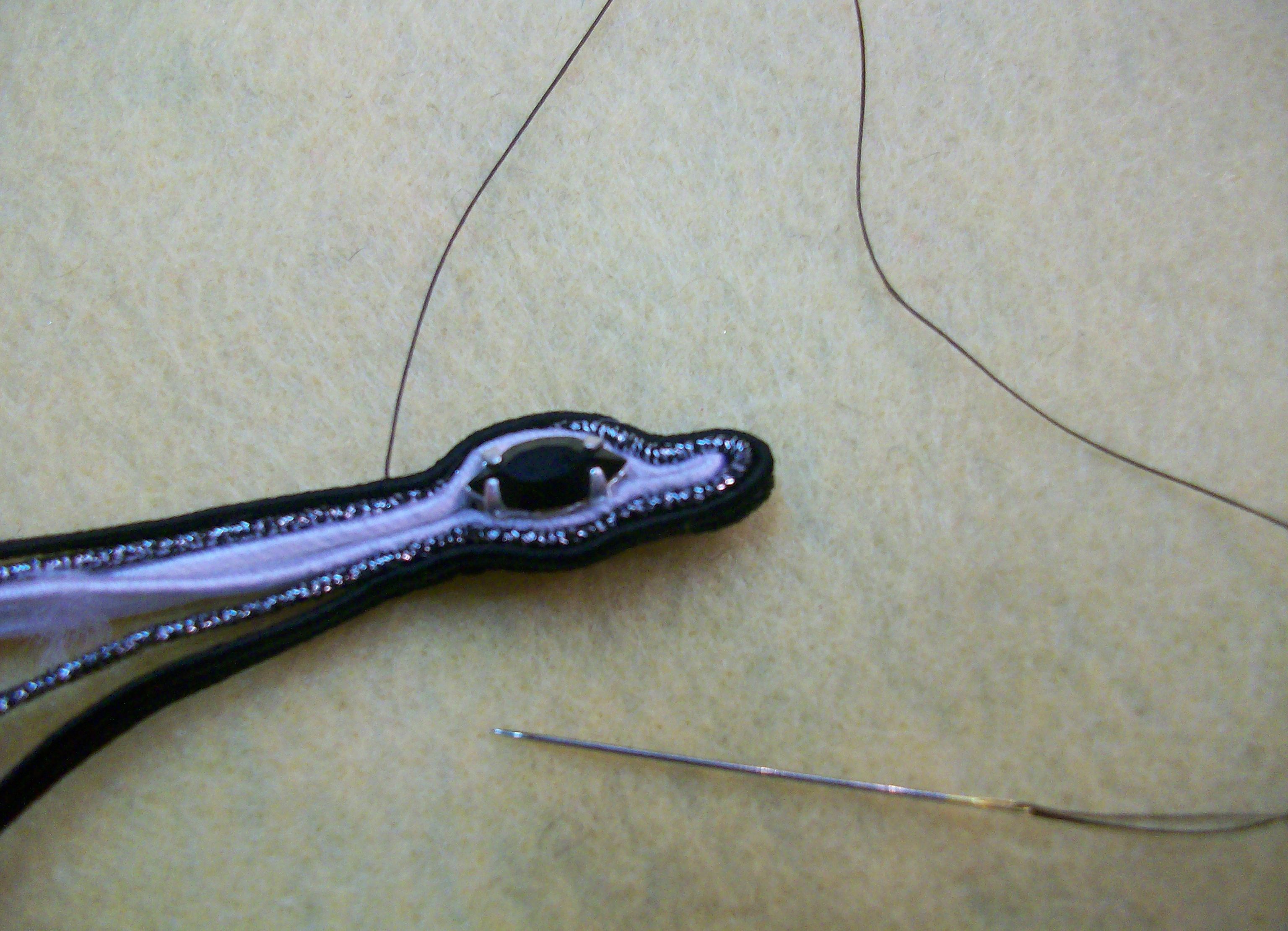 tecnica soutache adorno paso2