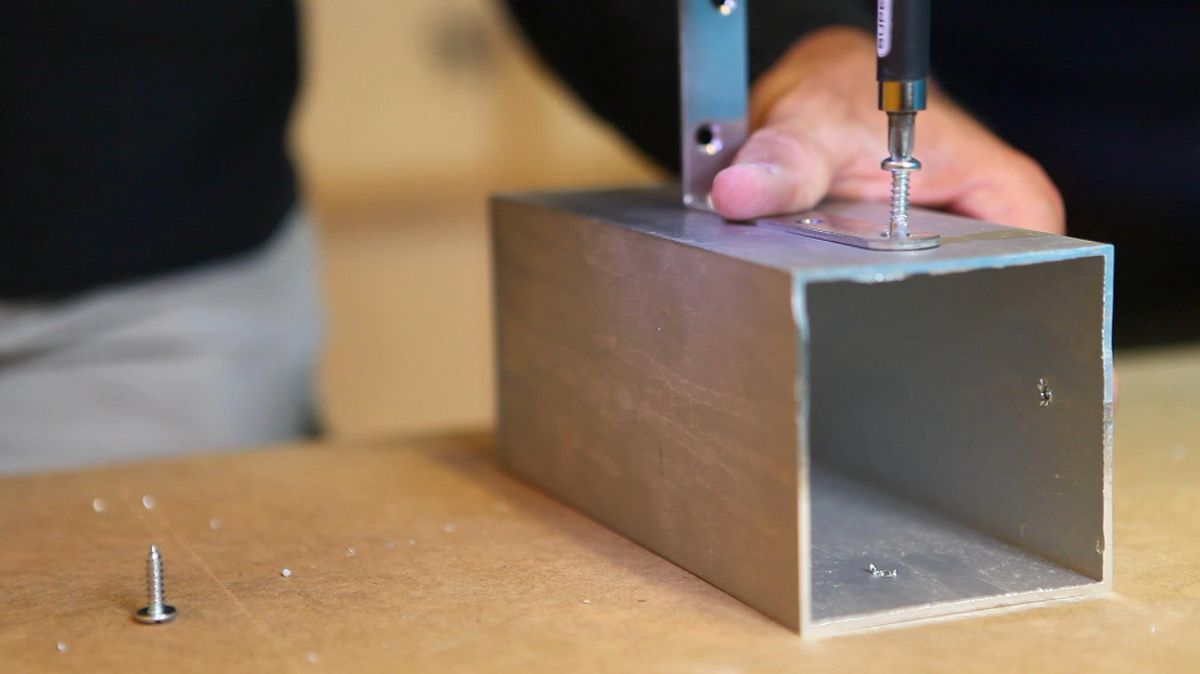 Pasos para colocar un tornillo autoperforantes