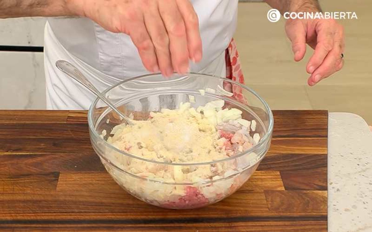 Mezcla los ingredientes