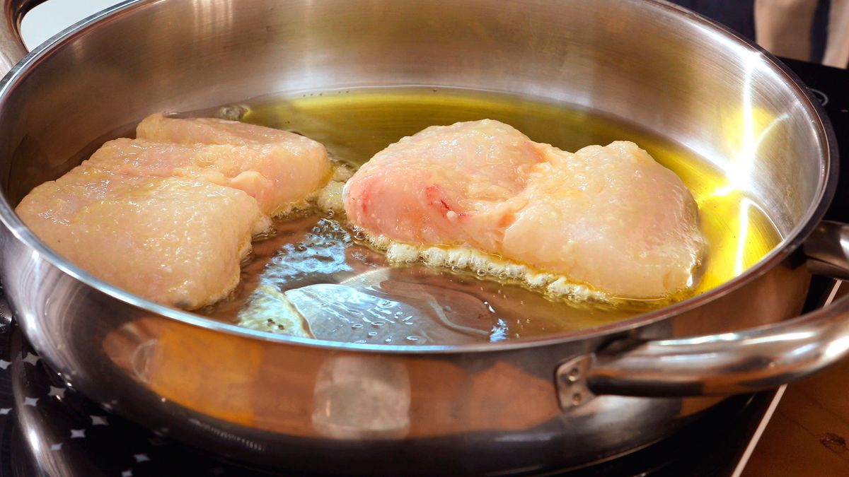 Merluza con salsa de naranja   Paso 1