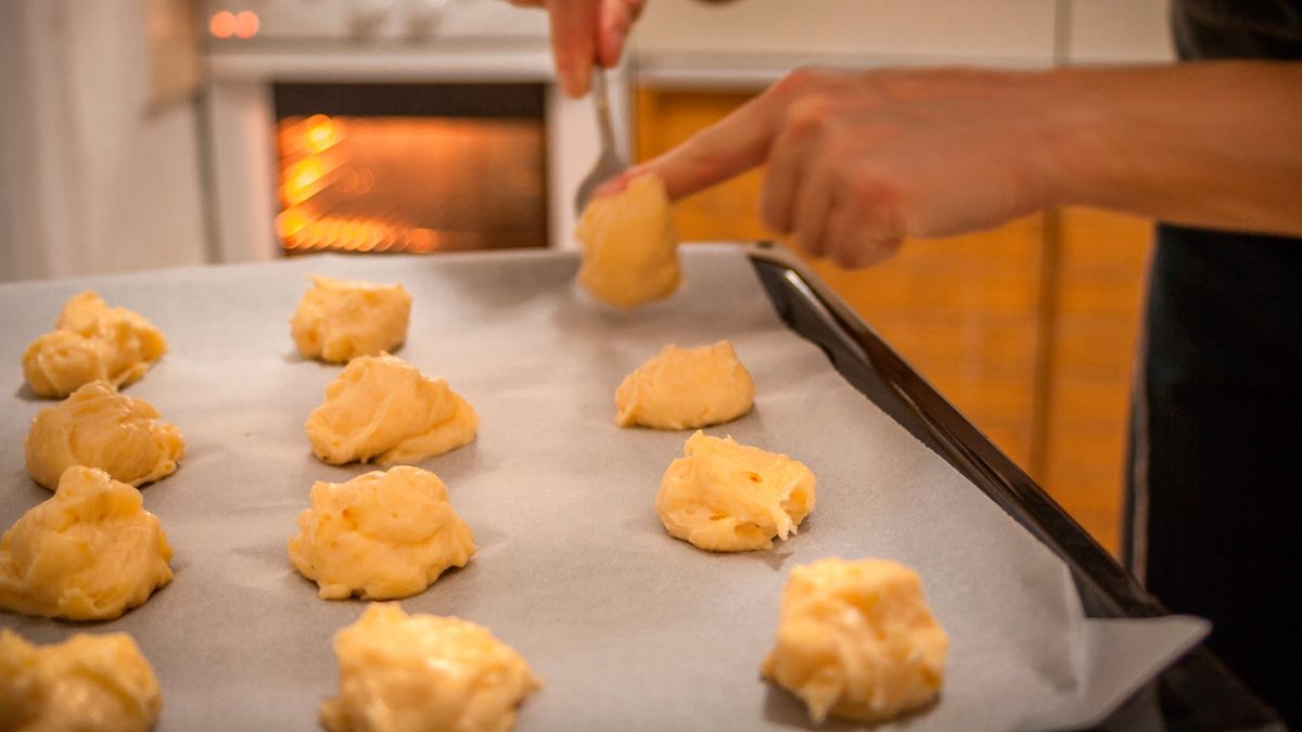 Descubre qué son las masas escaldadas, cómo se hacen y para qué sirven en cocina