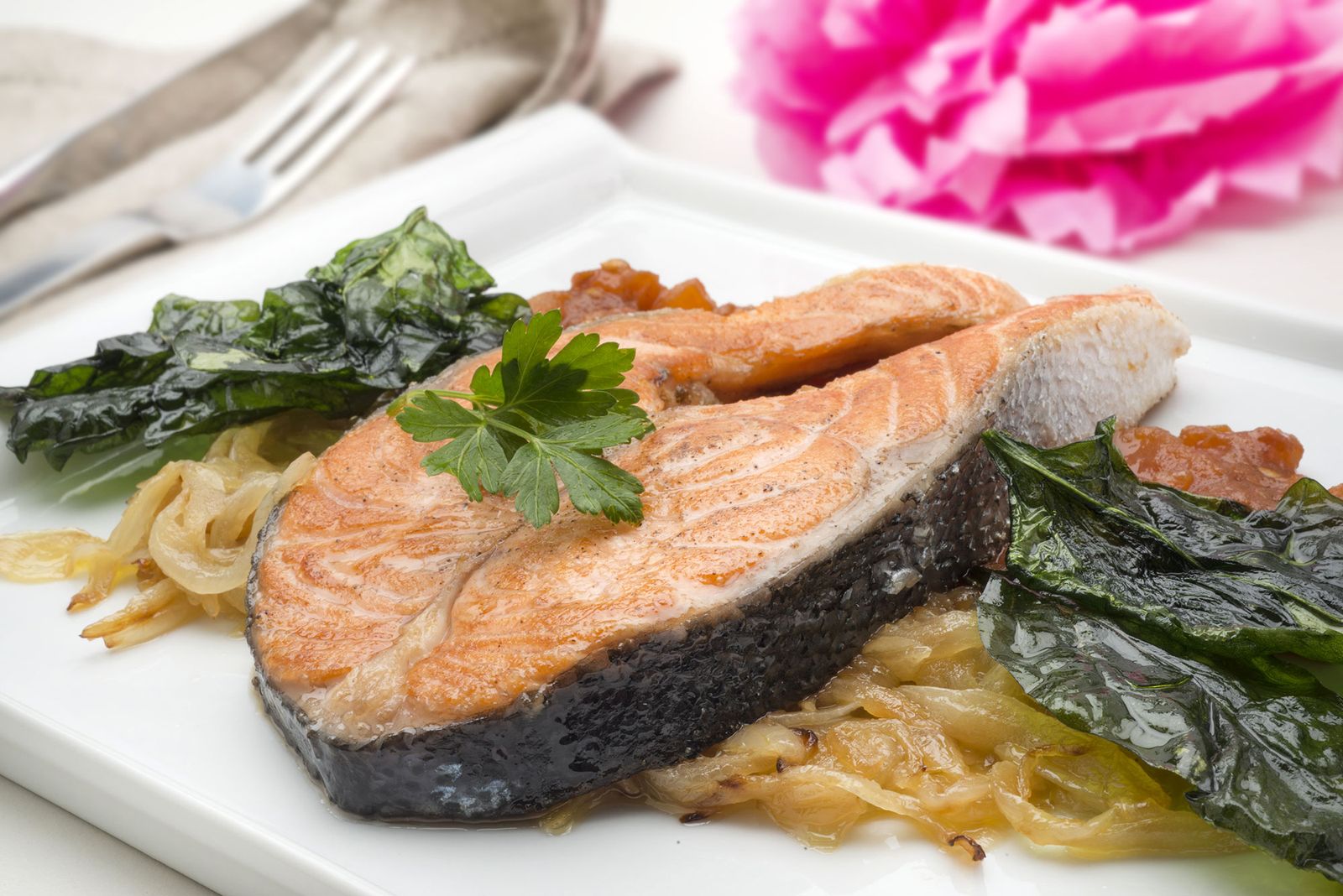 5902 1 Salmon encebollado con tomate (1288) xl