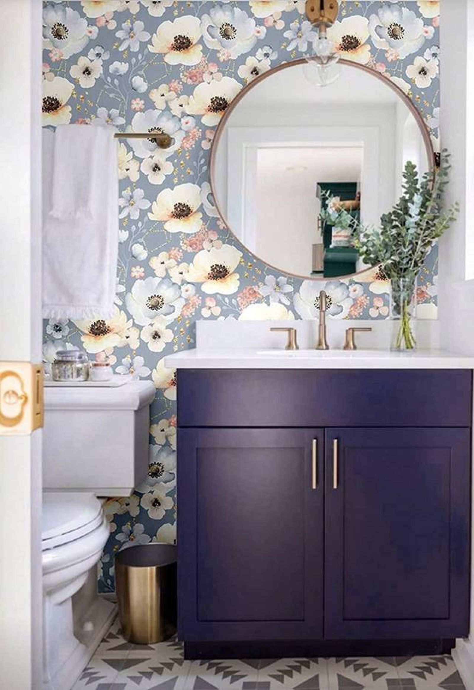 Baño pequeño con encanto 6