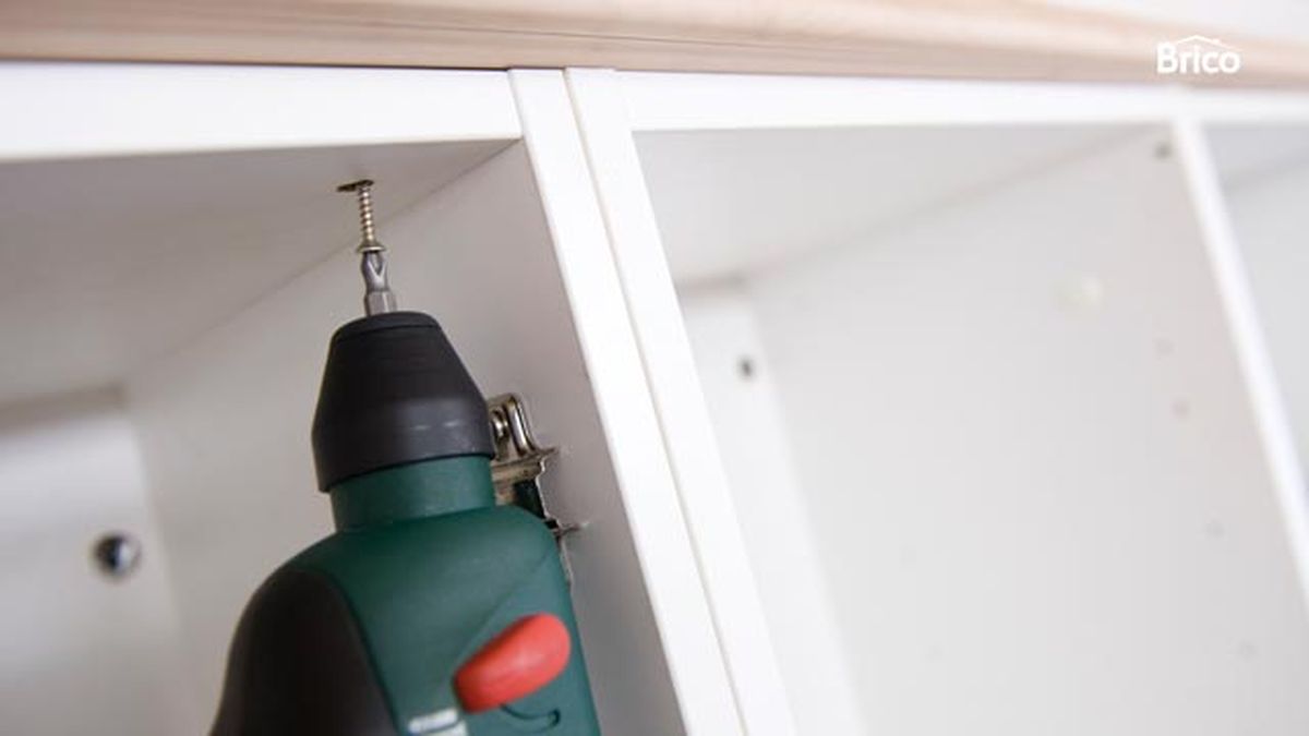 brico 0532 Sustituir puertas cocina paso 9