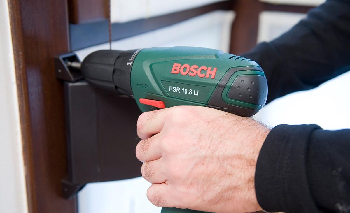 Sustitución de la caja correa de la persiana paso 7