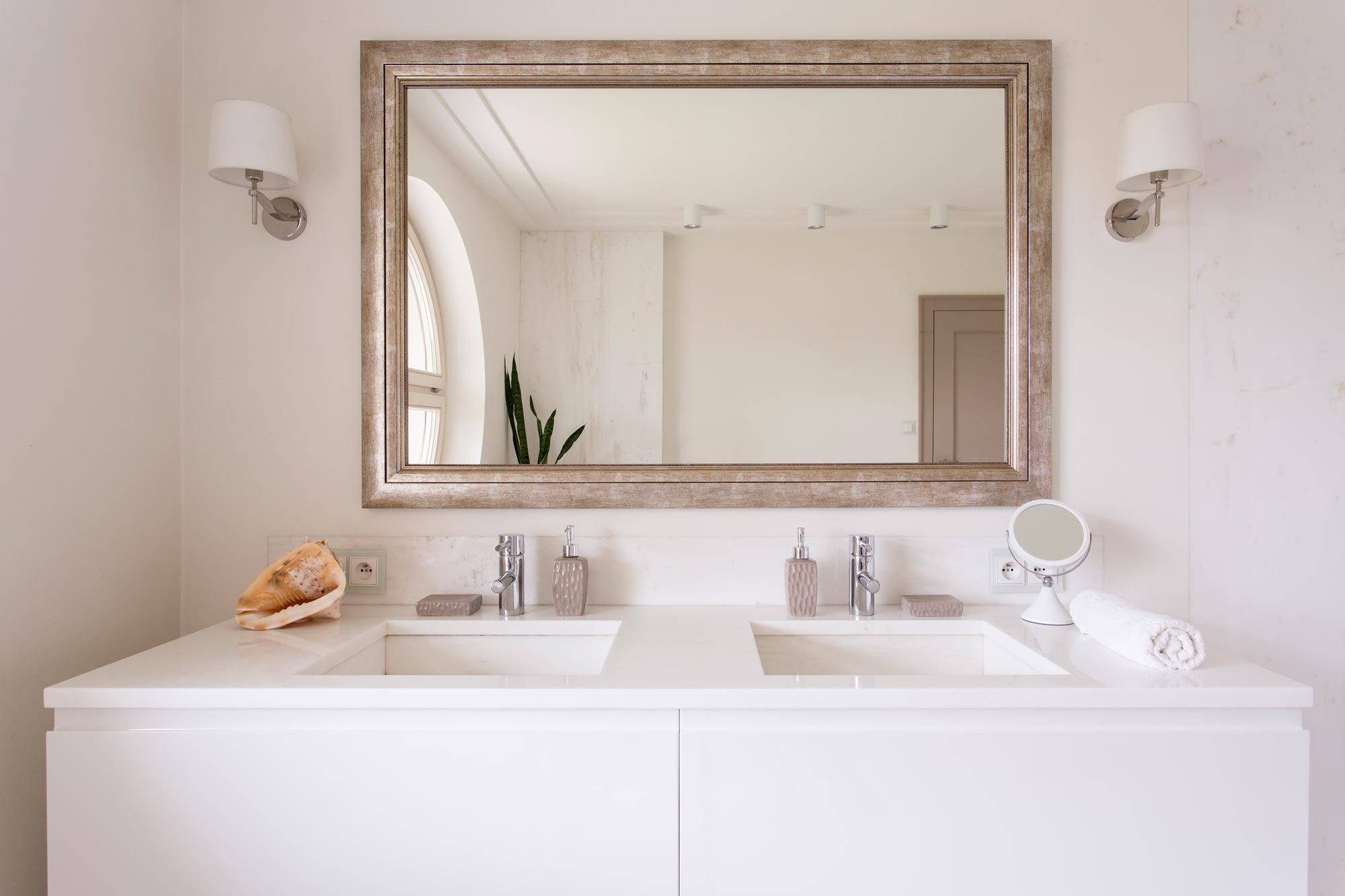 Consejos para lograr un baño elegante colores