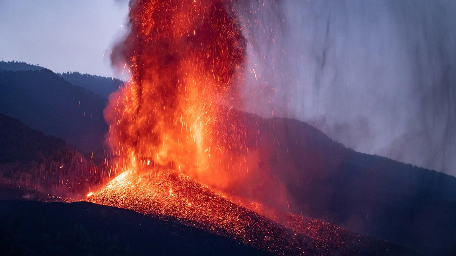 diferencias entre magma lava erupcion volcan