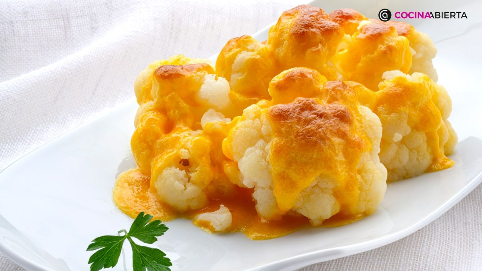 Receta fácil de coliflor gratinada con salsa holandesa