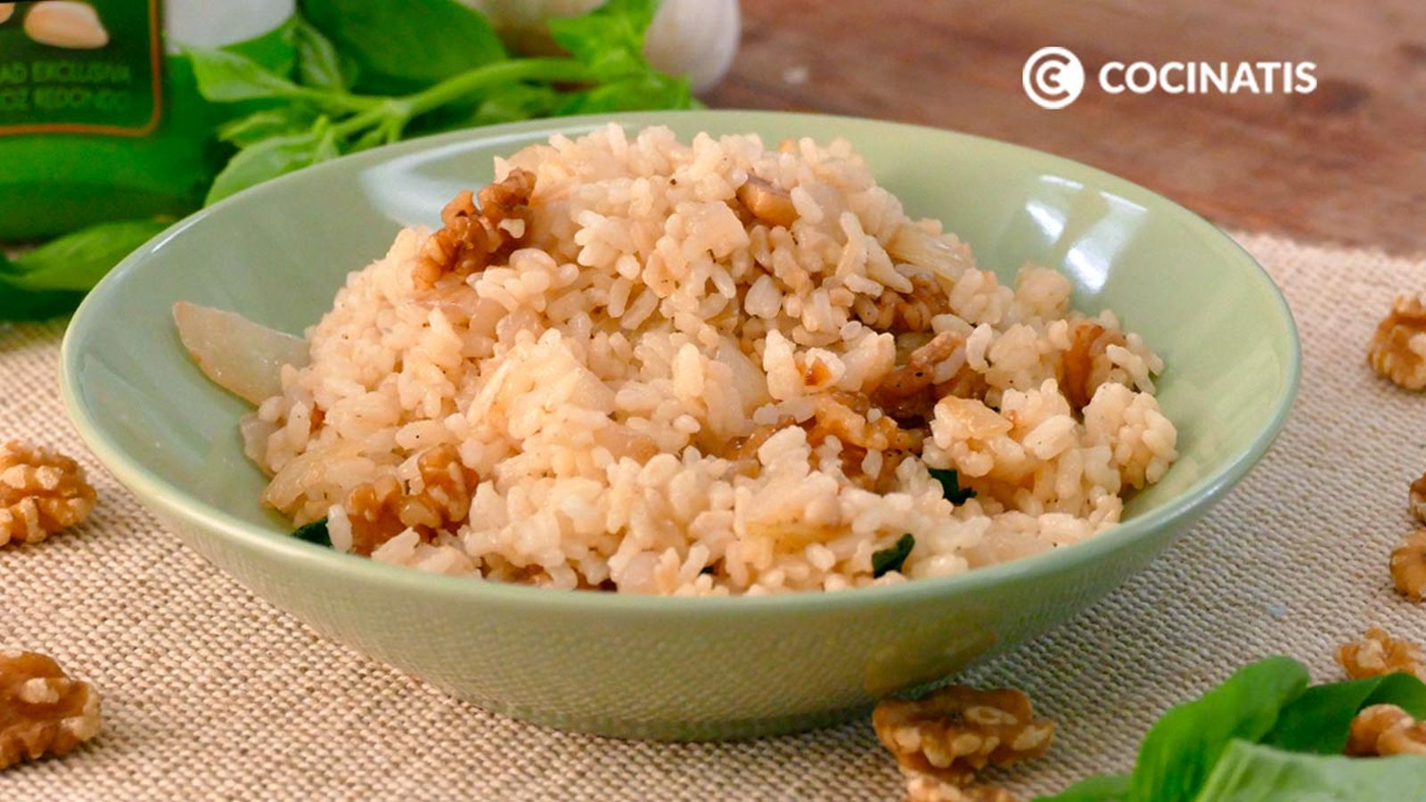 Receta de arroz pilaf con albahaca y nueces