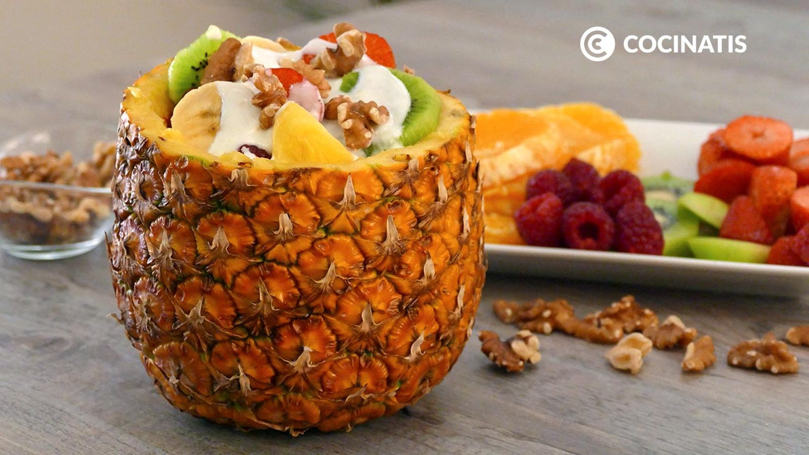 Receta de macedonia de frutas con salsa de yogur al limón