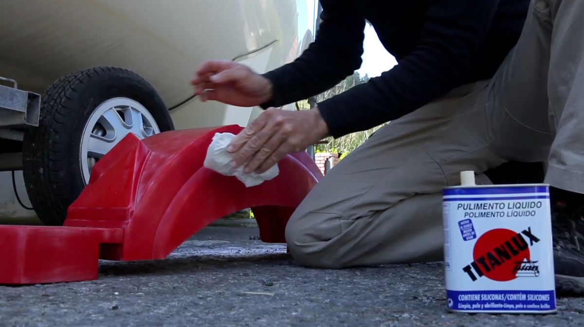 Recuperar acabados plásticos paso 6