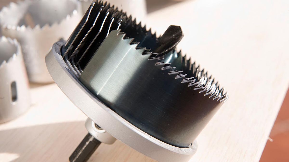 brico 0542 1 Sierras corona inicio