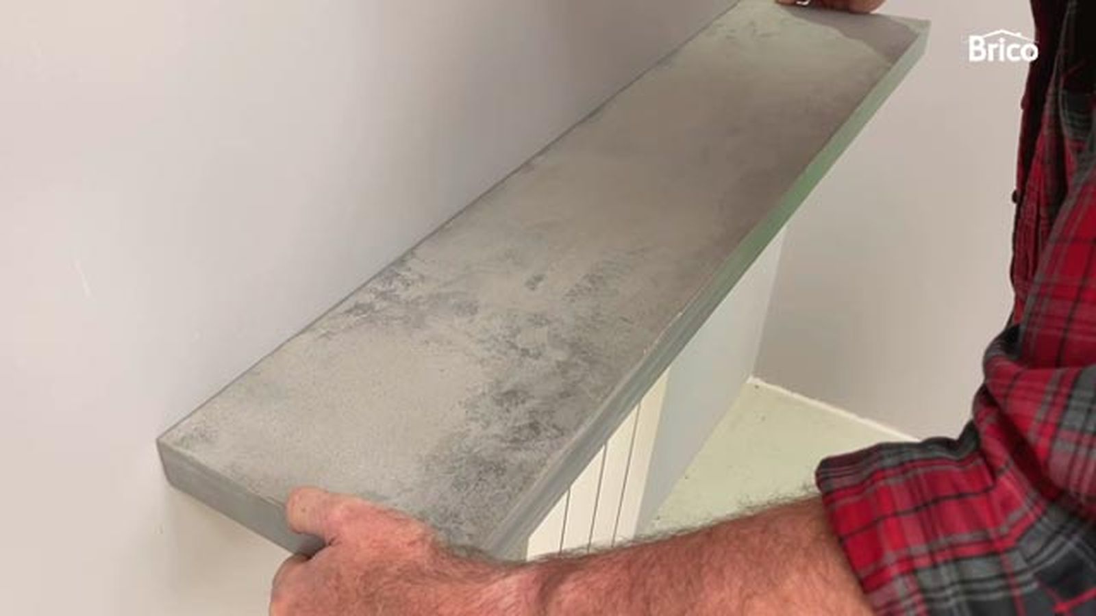 Como hacer una balda flotante de estilo industrial paso 13