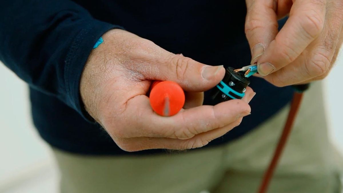 Conector estanco para el exterior o zonas húmedas paso 3