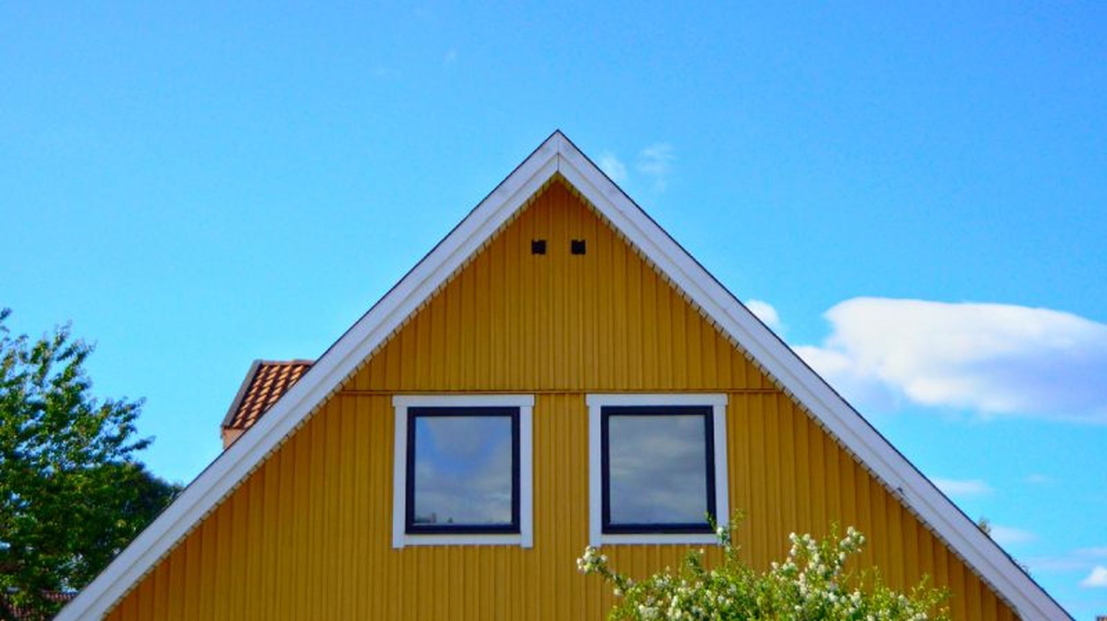 Una casa amarilla