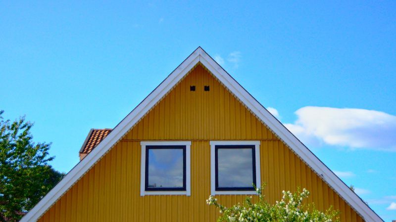 Una casa amarilla