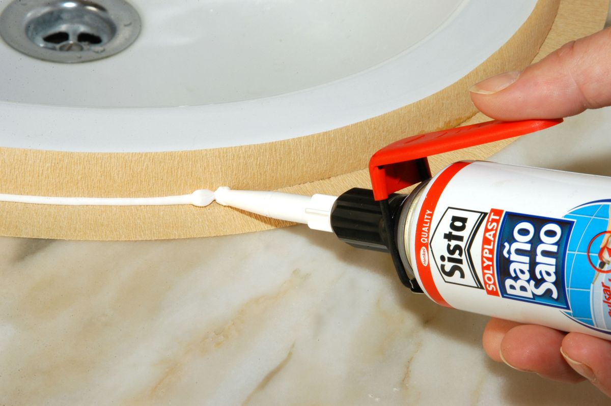 Mantenimiento de juntas en el baño paso 7