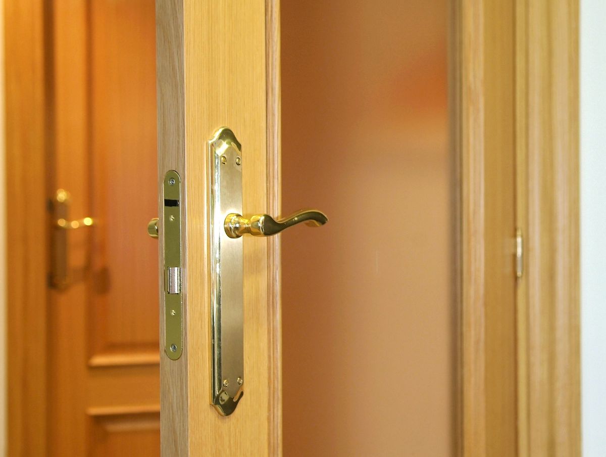 brico 0500 1 Arreglo de manilla en puerta xl