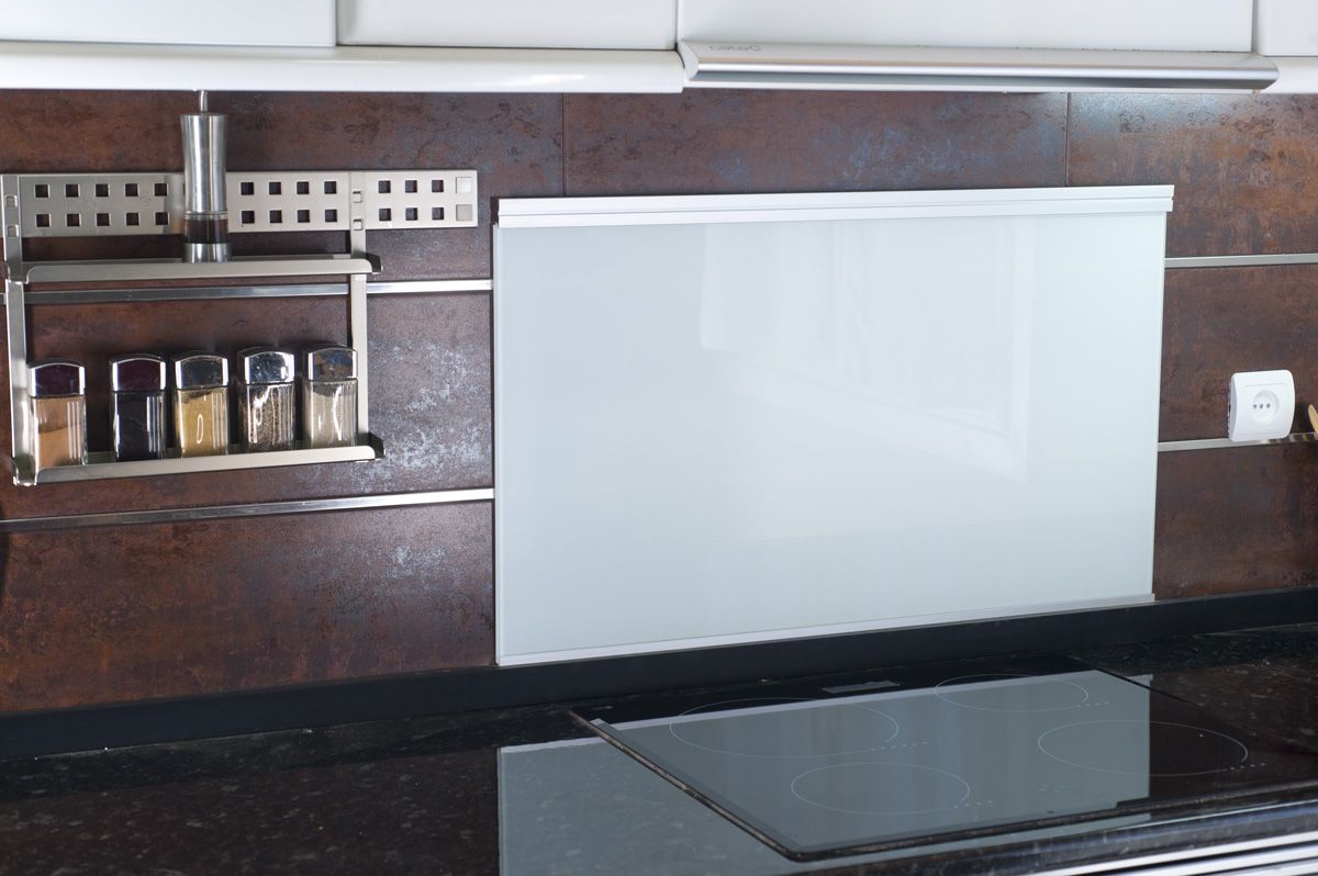 Bricomania 696 Protector frente de cocina p8