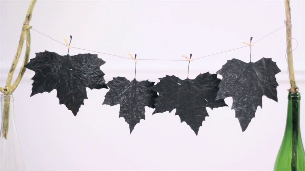 Pintar y decorar hojas secas paso 3