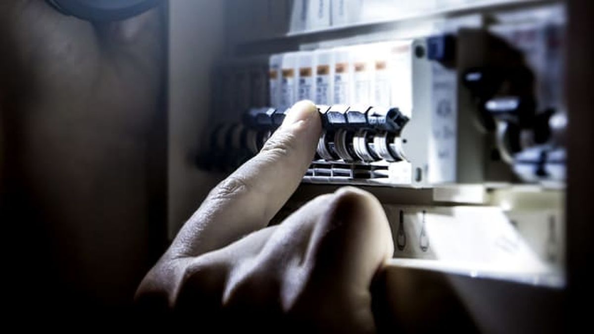 esquema conmutador doble 1