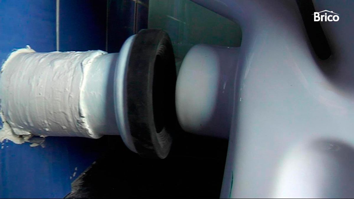 Renovar la fijación del inodoro p3