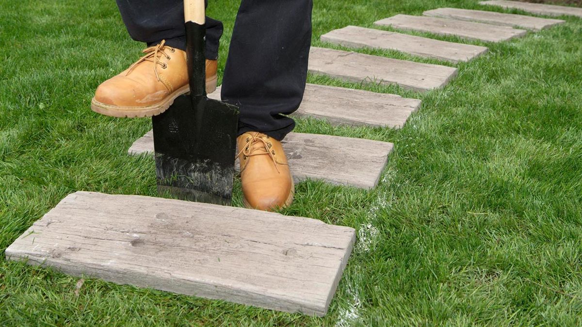 Hacer un sendero en el jardín con traviesas paso 3