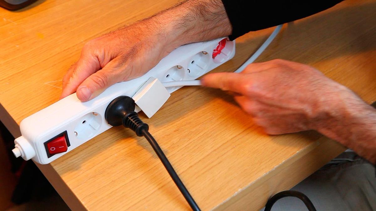 Briconsejo2 794 anadir regleta a base de enchufe p4