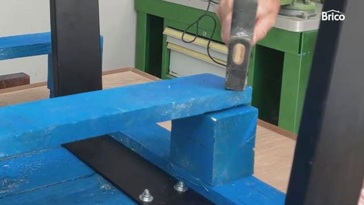 Bricomania 18 mesa alta con palets paso16