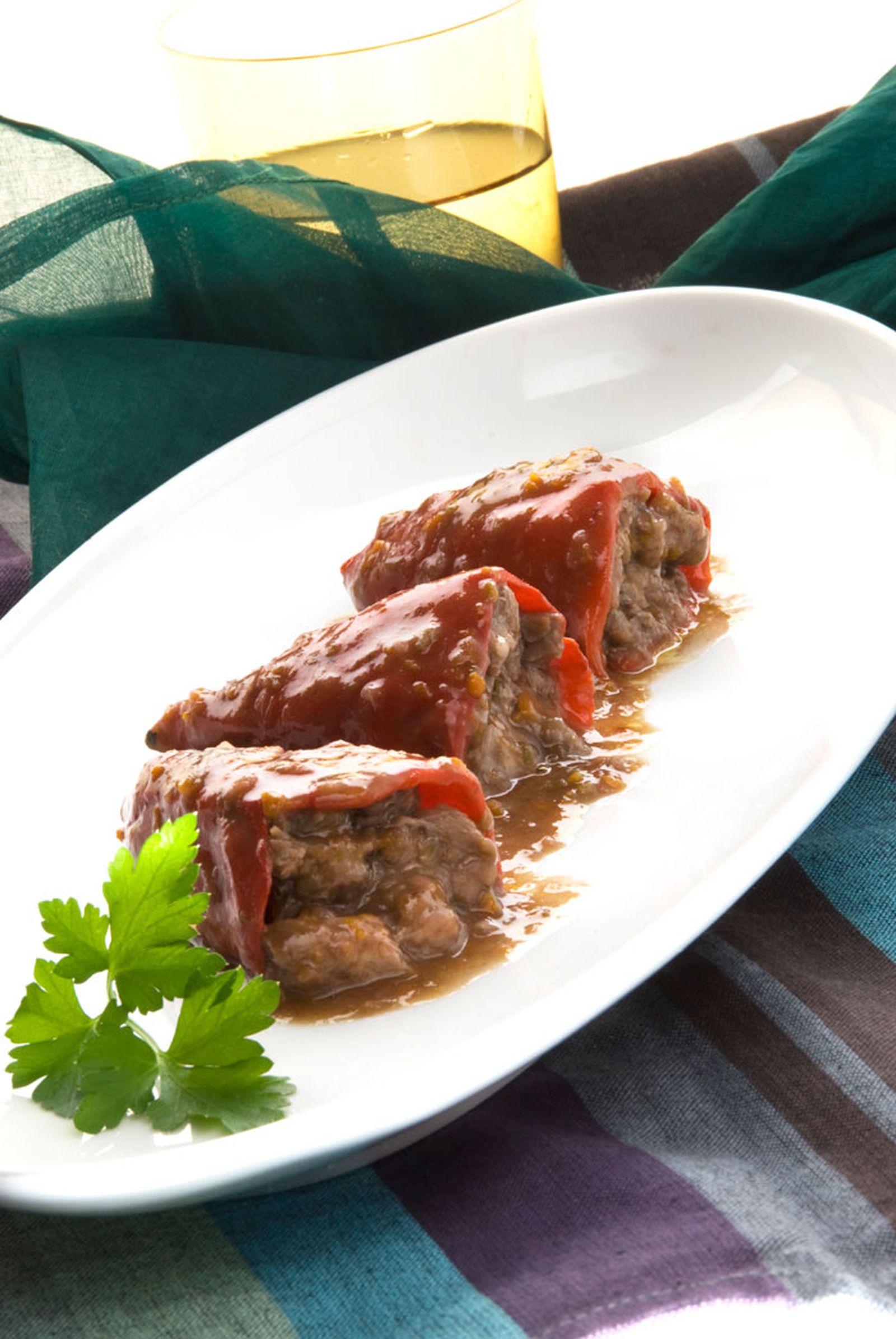 Pimientos rellenos de cuello de cordero