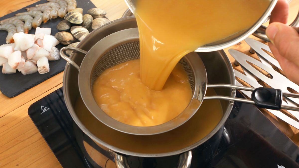 Receta sopa de pescado  paso 4