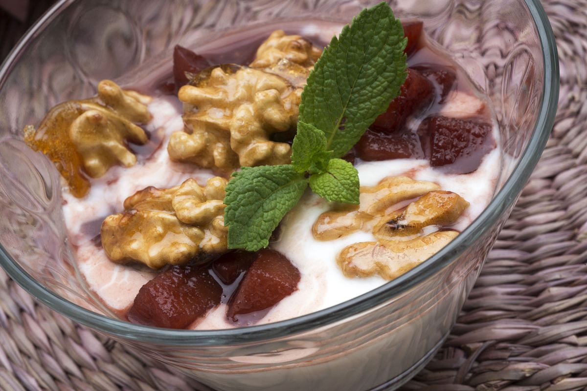 5860 2 Peras al oporto con yogur (1245) xl