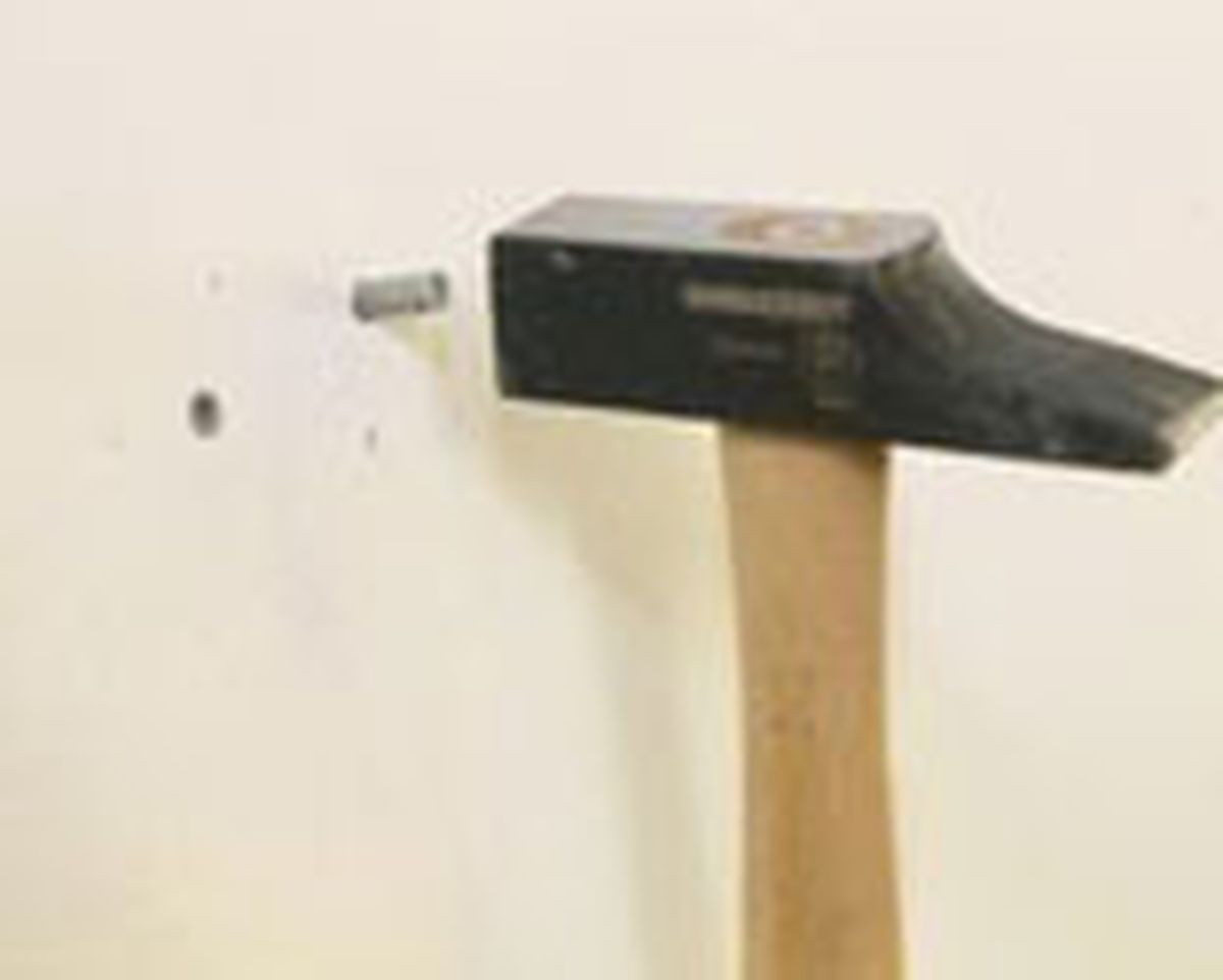 Brico 0487 2 Estantes fijacion invisible paso 3