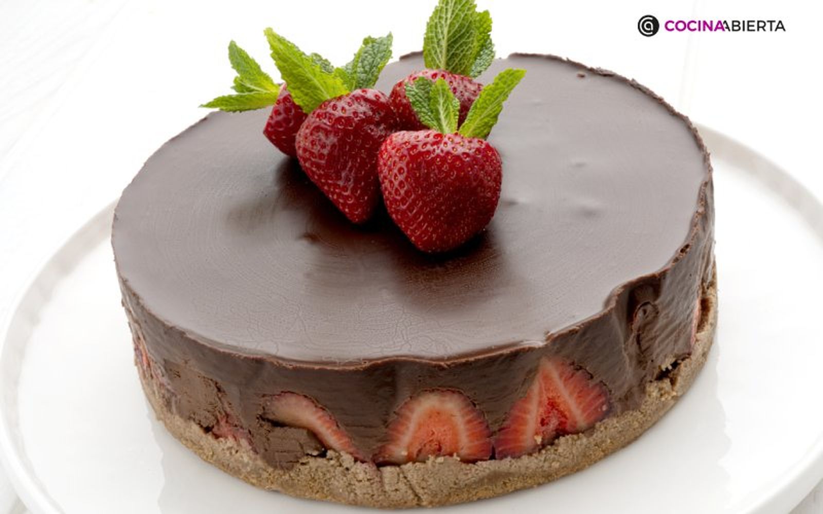 Las fresas y el chocolate siempre son una buena opción