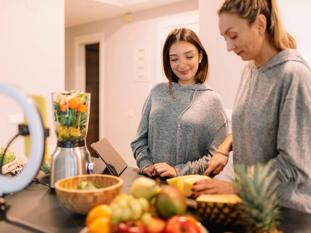 Ser ejemplo en casa es el primer paso en la educación alimenticia de los hijos