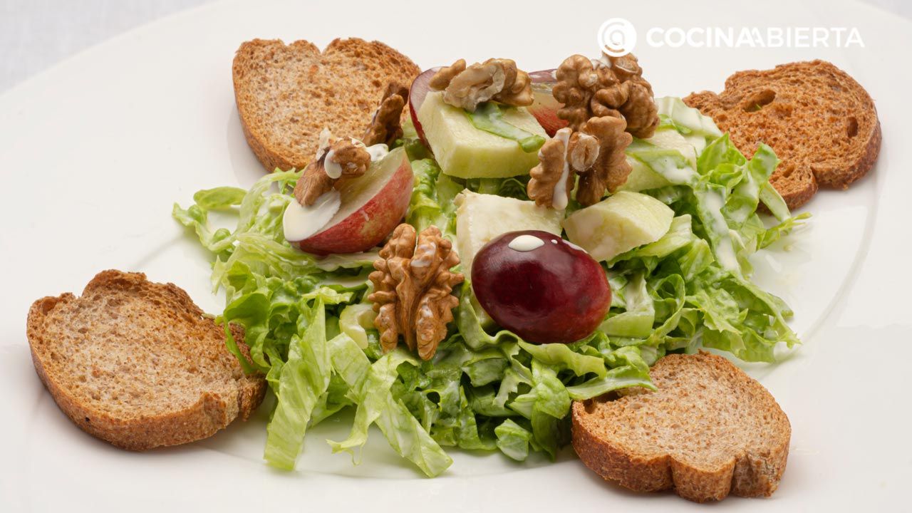 receta ensalada waldorf con apio y manzana karl6735