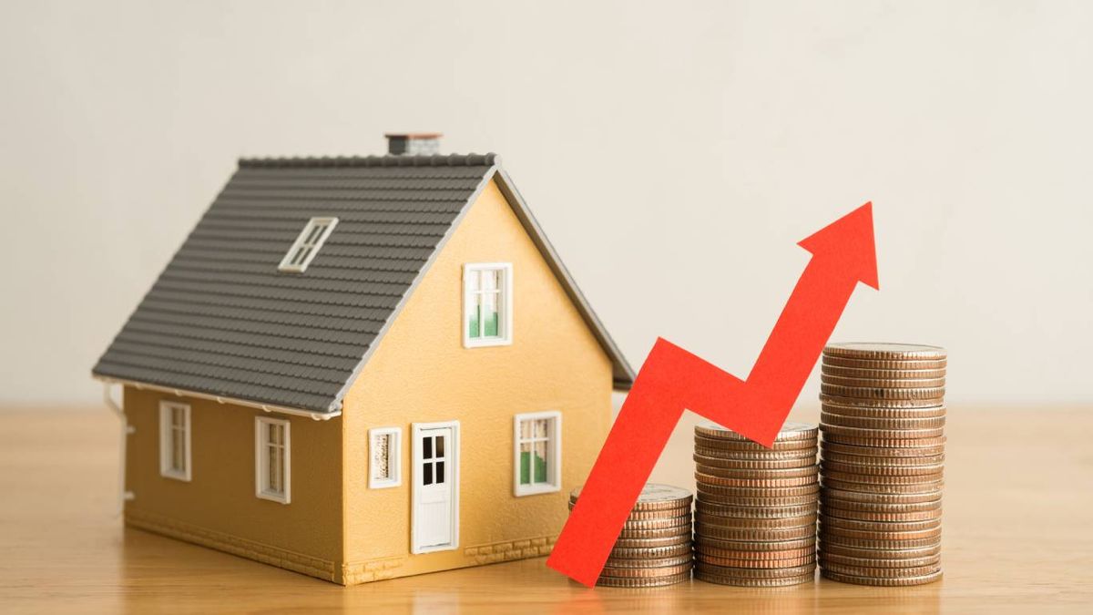 Ante la subida de la luz tras el apagón, los hogares buscan formas de reducir el consumo energético.