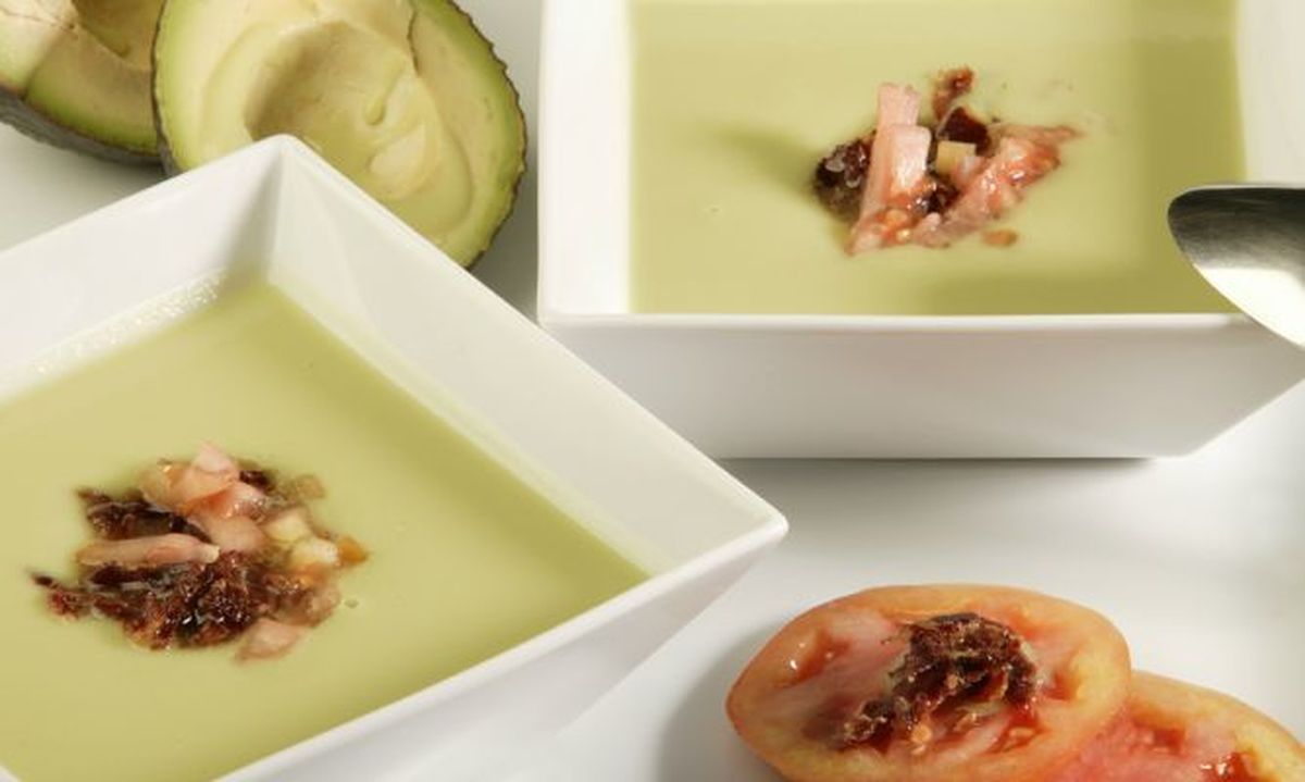 416 sopa fria de aguacate con jamon 668x400x80xX[1]