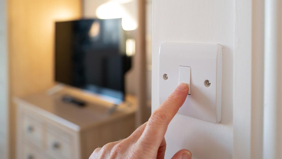 consejos ocu ahorrar 40 euros factura de la luz