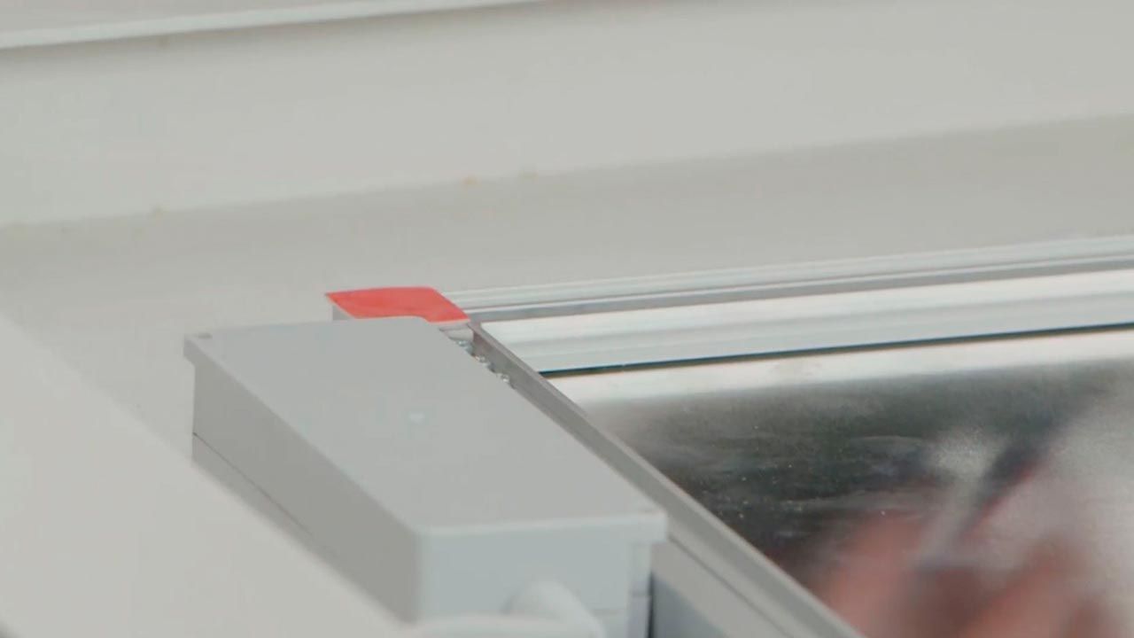 Cómo hacer una mesa de luz paso 10