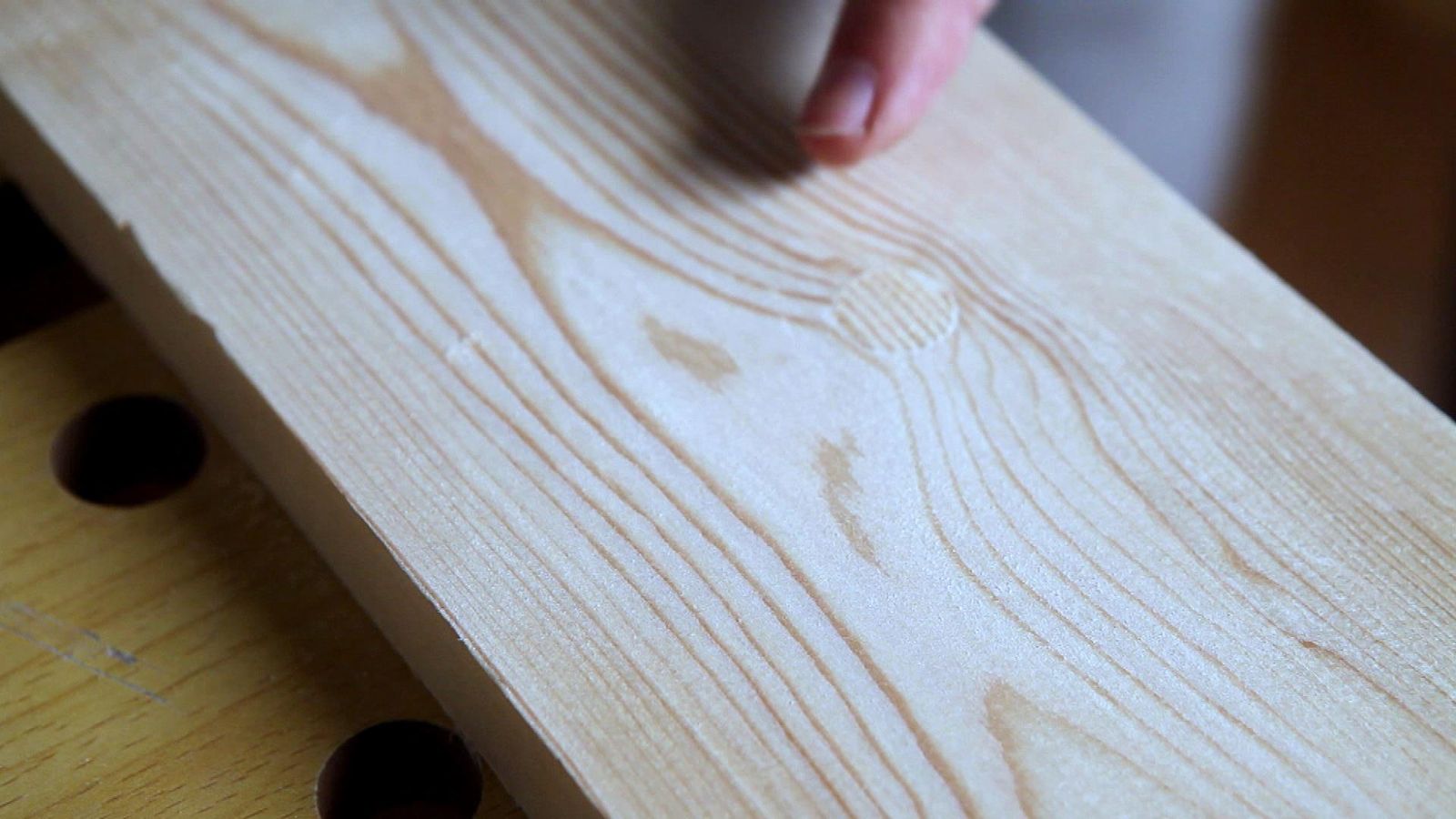 Tapones embellecedores de madera paso 10